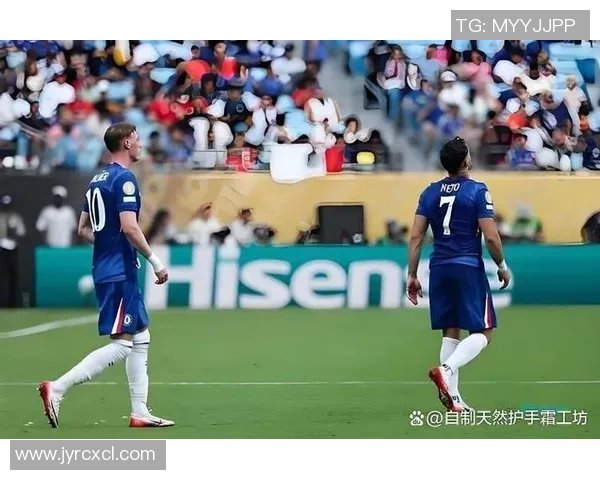 那不勒斯大胜里昂6-2乌龙球成比赛转折点引发热议